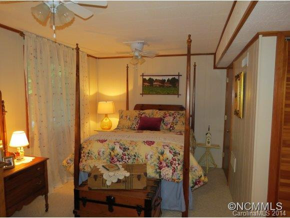 10 Edwards Road - Photo 14