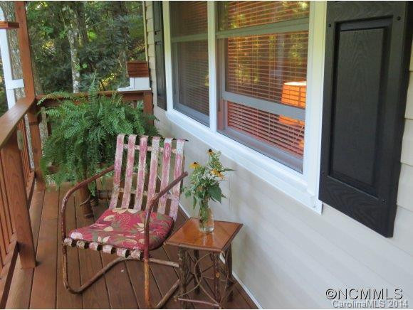 10 Edwards Road - Photo 3