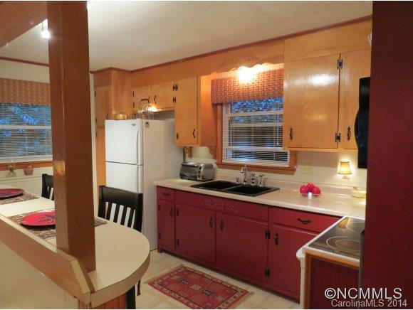 10 Edwards Road - Photo 5