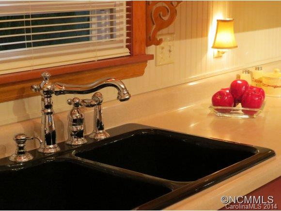 10 Edwards Road - Photo 6