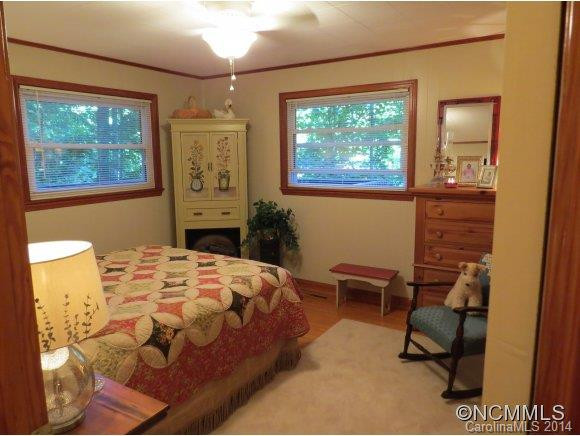 10 Edwards Road - Photo 8