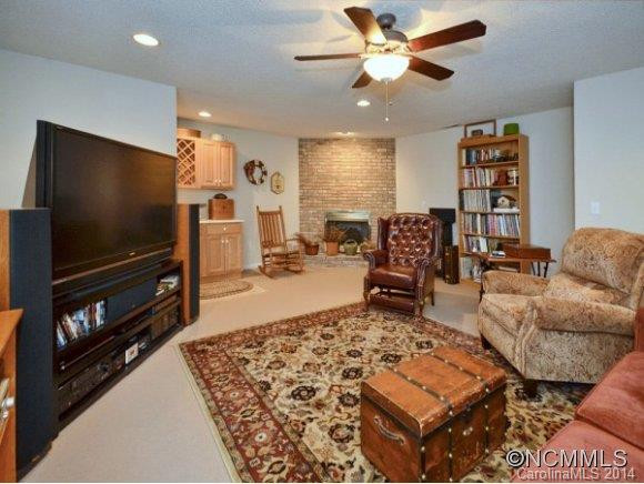 39 APPLE CREEK LANE - Photo 15