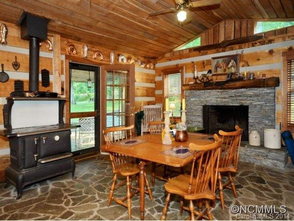 539 RHODODENDRON PARK RD. - Photo 6
