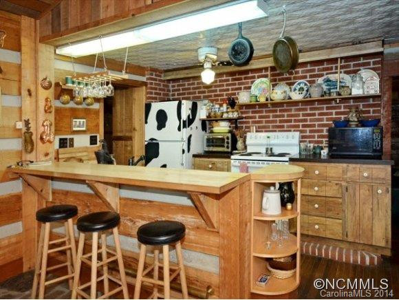 539 RHODODENDRON PARK RD. - Photo 7