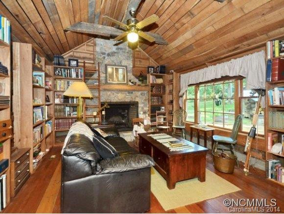 539 RHODODENDRON PARK RD. - Photo 9
