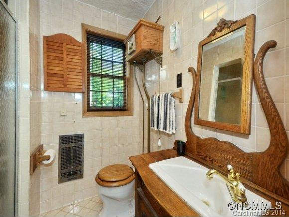 539 RHODODENDRON PARK RD. - Photo 10