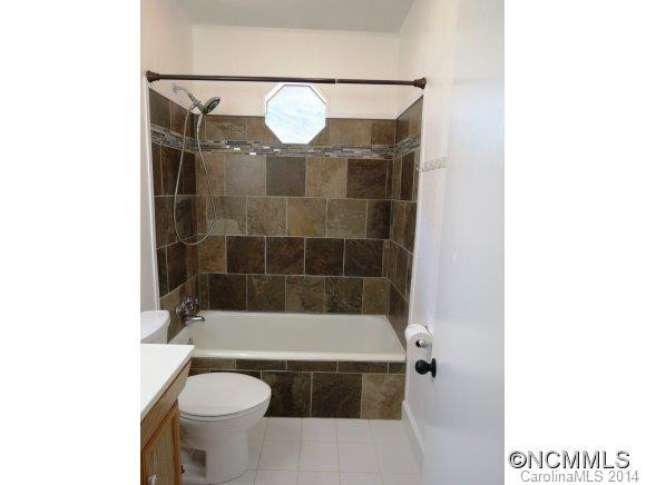 7 Enka Crescent - Photo 16