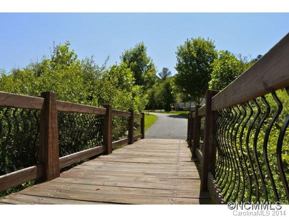 104 Fox Creek Drive - Photo 12