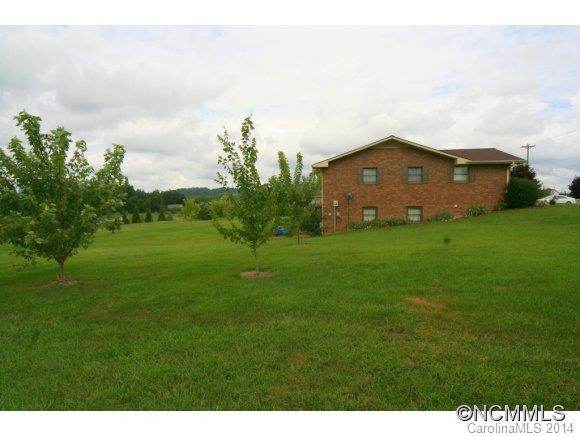 1675 Pilot Mtn Road - Photo 24