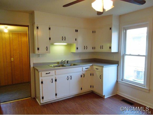 230 Maryland Street - Photo 16