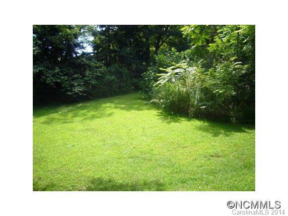 122 Westwood Avenue - Photo 2