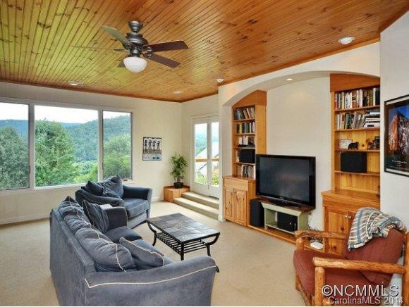 8 CHANTILLY PLACE - Photo 8