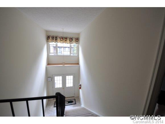 1753C Haywood Manor Rd - Photo 2