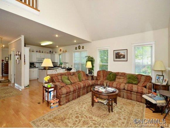 1513 Kentmere Lane - Photo 5