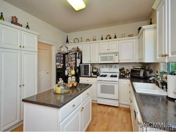 1513 Kentmere Lane - Photo 9