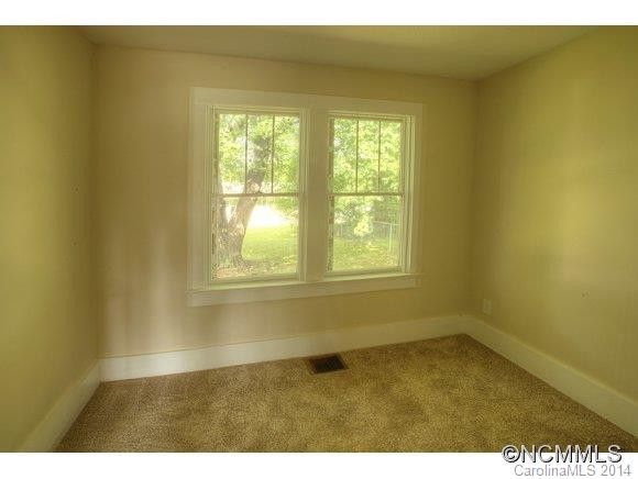 106 Hillcrest Avenue - Photo 9