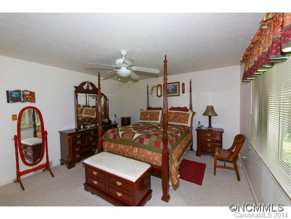133 Greenfield Lane - Photo 13