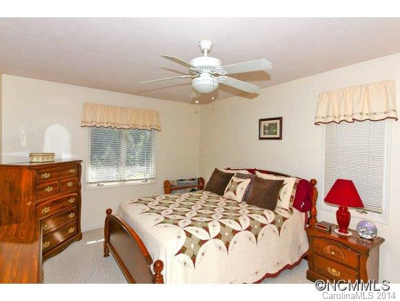 133 Greenfield Lane - Photo 16
