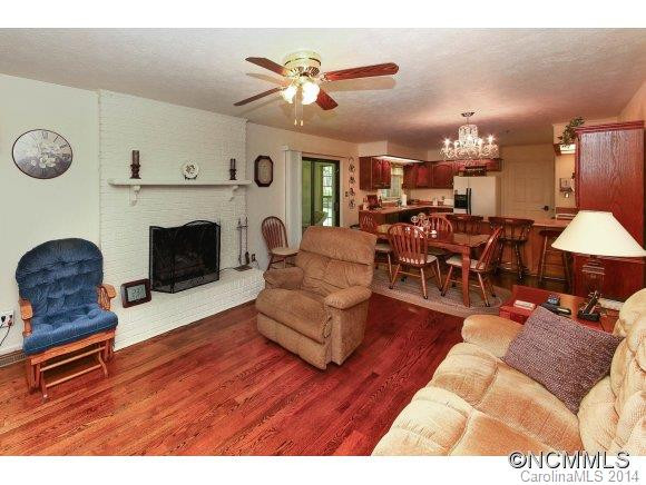 133 Greenfield Lane - Photo 8