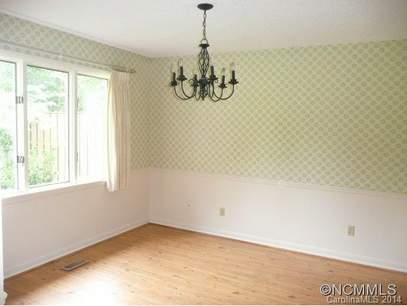 511 Crowfields Lane - Photo 11