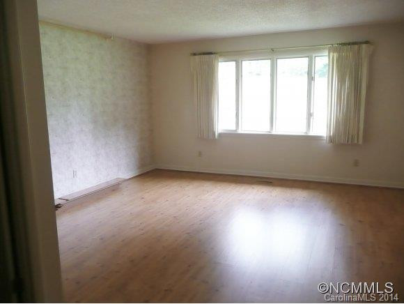 511 Crowfields Lane - Photo 13
