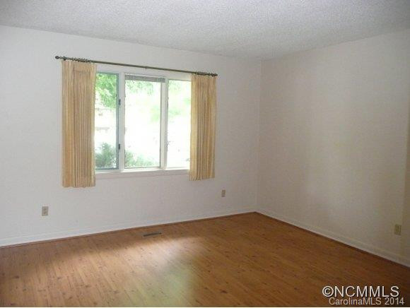 511 Crowfields Lane - Photo 17