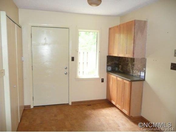 511 Crowfields Lane - Photo 10
