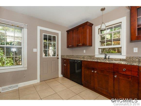 70 Rumbough Place - Photo 9