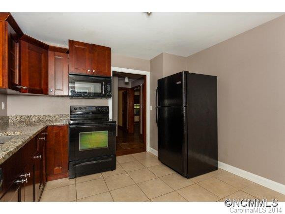 70 Rumbough Place - Photo 10