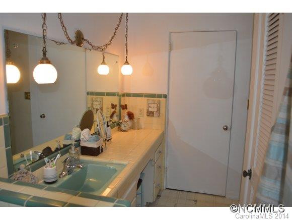 123 Fairlane Dr. - Photo 13