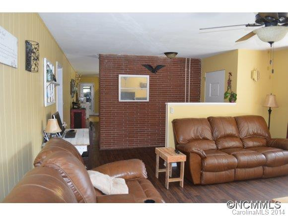 123 Fairlane Dr. - Photo 4