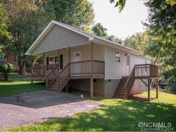 68 MOODY AVENUE - Photo 2