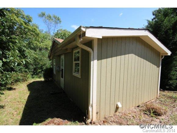 32 Gatewood Road - Photo 2