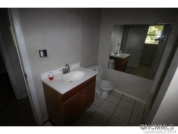 32 Gatewood Road - Photo 6