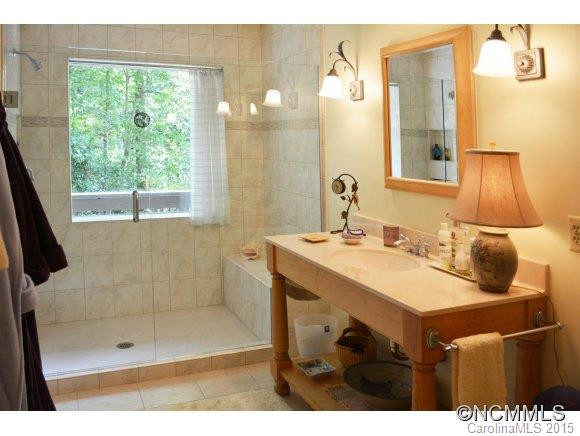 1090 Ransier Dr - Photo 11