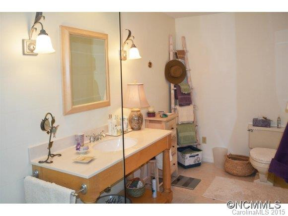 1090 Ransier Dr - Photo 12