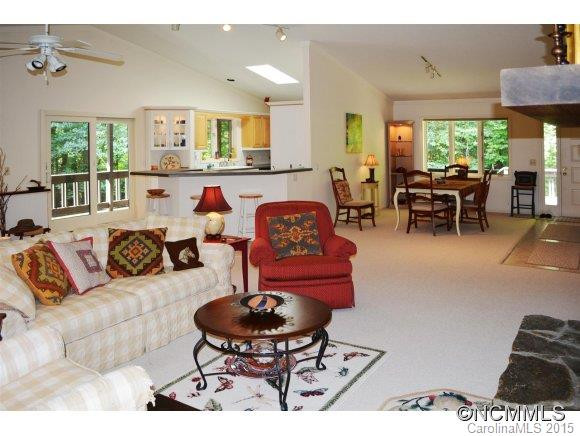 1090 Ransier Dr - Photo 4