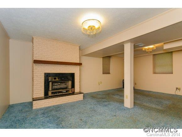 537 Fitzsimmons Street - Photo 18