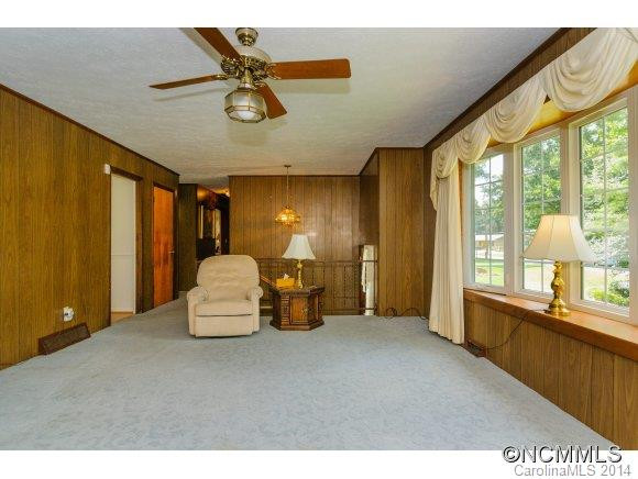 537 Fitzsimmons Street - Photo 6