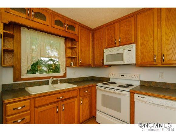 537 Fitzsimmons Street - Photo 9