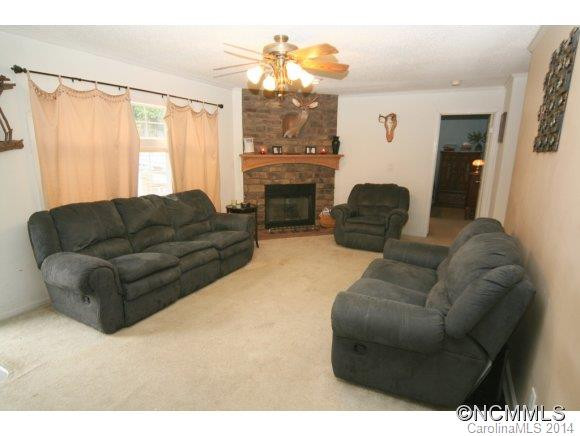 79 Bennison Lane - Photo 3