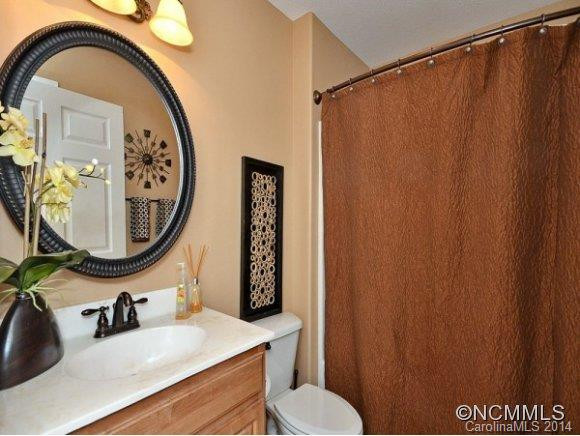16 SLOSMAN DR - Photo 12