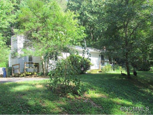 39 Sycamore Street - Photo 2
