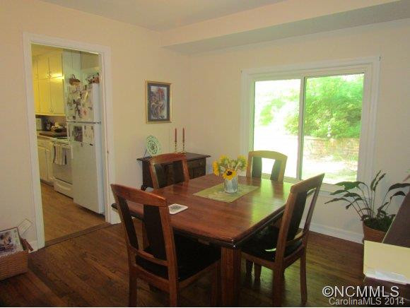 39 Sycamore Street - Photo 6
