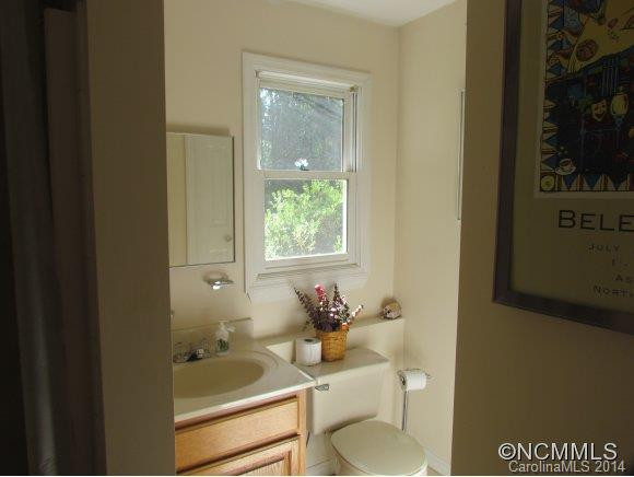 39 Sycamore Street - Photo 8