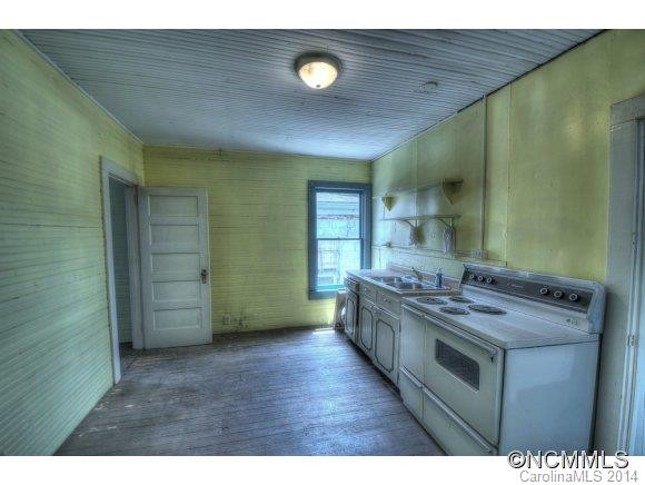 23 Highway 226 North - Photo 6