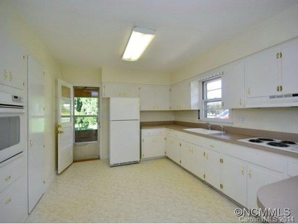 50 KNOB HILL ROAD - Photo 5