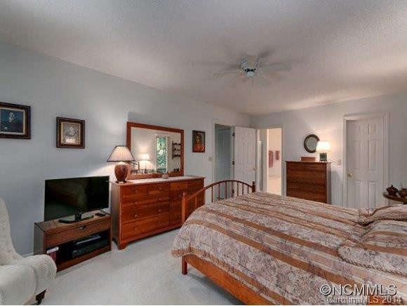 309 INVERNESS COURT - Photo 12