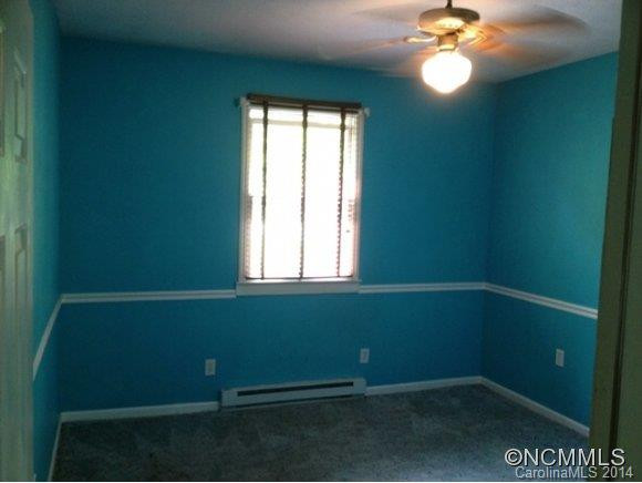 128 Oaken Hill Pl - Photo 2