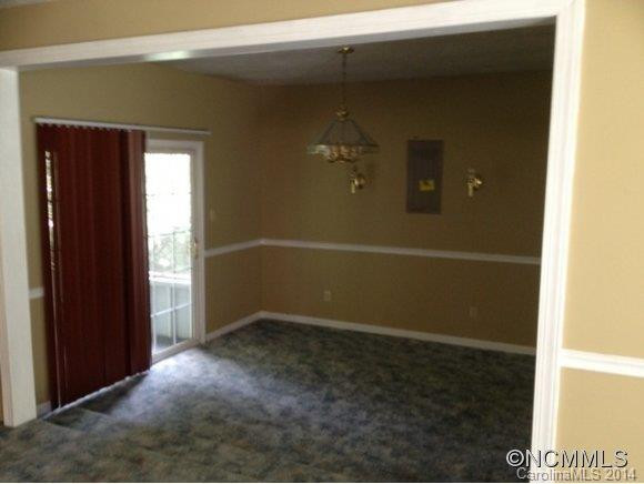 128 Oaken Hill Pl - Photo 3